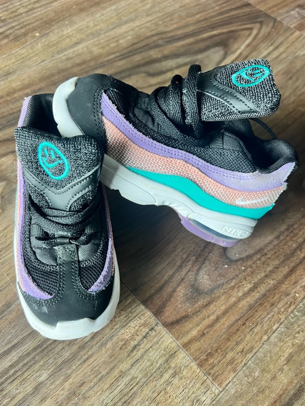 Nike Kids Black Sneakers with Purple Trim and Teal Logo - Picture 2 of 8